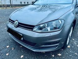 Grau Gebraucht 2014 VW Golf VII Cup Kombi | 8.000 € (Fairer Preis)