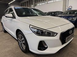 Weiß Gebraucht 2018 Hyundai i30 Kombi | 12.450 € (Fairer Preis)