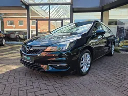 Schwarz Gebraucht 2022 Opel Astra Business Kombi | 15.450 € (Guter Preis)