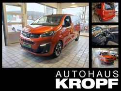 Korallen rot Gebraucht 2021 Opel Zafira Life Van / Kleinbus | 27.480 € (Guter Preis)