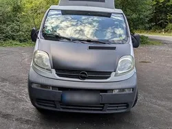 Weiß Gebraucht 2005 Opel Vivaro Van | 14.800 €