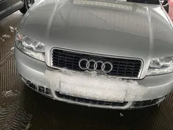Silber Gebraucht 2003 Audi A4 Kombi | 3.000 € (Teuer)