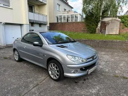 Silber Gebraucht 2005 Peugeot 206 CC Quiksilver Cabrio | 2.800 € (Etwas zu teuer)