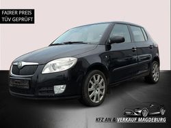 Schwarz Gebraucht 2010 Skoda Fabia Style Limousine | 1.990 € (Fairer Preis)