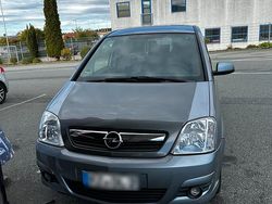 Silber Gebraucht 2006 Opel Meriva Van / Kleinbus | 1.800 € (Fairer Preis)