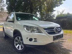 Weiß Gebraucht 2009 VW Tiguan Track & Field SUV | 5.499 € (Guter Preis)