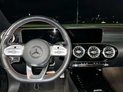 Gebraucht 2019 Mercedes CLA250 AMG line Limousine | 35.000 € (Teuer)