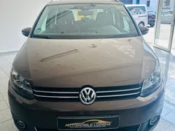 Braun Gebraucht 2011 VW Touran Highline Van / Kleinbus | 5.700 € (Fairer Preis)