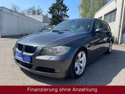 Grau Gebraucht 2007 BMW 318 Advantage Kombi | 3.490 € (Fairer Preis)