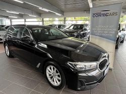 Black sapphire Gebraucht 2023 BMW 520 Sport Line Kombi | 31.200 € (Guter Preis)