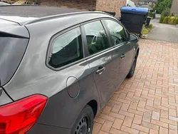 Grau Gebraucht 2014 Opel Astra Sport Kombi | 4.500 € (Guter Preis)