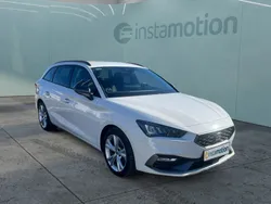 Weiß Gebraucht 2024 Seat Leon FR Van / Kleinbus | 25.940 € (Guter Preis)