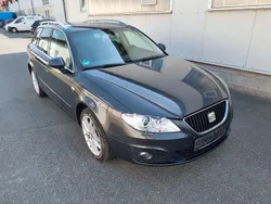 Grau Gebraucht 2011 Seat Exeo Style Kombi | 2.990 €