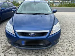 Blau Gebraucht 2009 Ford Focus Limousine | 1.800 € (Fairer Preis)