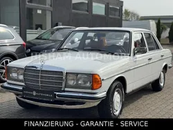 Weiß Gebraucht 1978 Mercedes E280 Limousine | 16.790 €