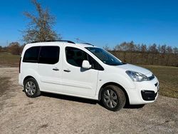 Weiß Gebraucht 2017 Citroën Berlingo PureTech Van / Kleinbus | 12.999 €