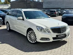 Calcitweiss/zirrusweiss Gebraucht 2011 Mercedes E350 Avantgarde Kombi | 9.600 € (Fairer Preis)