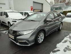 Grau Gebraucht 2015 Honda Civic Kombi | 10.999 € (Guter Preis)