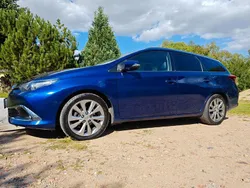 Blau Gebraucht 2015 Toyota Auris Touring Sports Kombi | 7.900 € (Guter Preis)