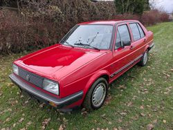 Rot Gebraucht 1986 VW Jetta Limousine | 5.500 €
