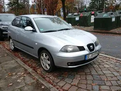 Silber Gebraucht 2002 Seat Ibiza Limousine | 890 € (Fairer Preis)