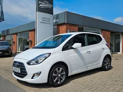 Weiß Gebraucht 2017 Hyundai ix20 Van / Kleinbus | 12.490 € (Fairer Preis)