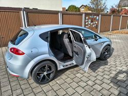Silber Gebraucht 2009 Seat Leon Limousine | 4.150 € (Fairer Preis)