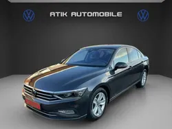 Mangangrau (metallic) Gebraucht 2021 VW Passat R-line Limousine | 25.880 € (Fairer Preis)