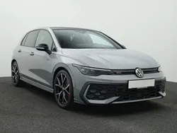 Grau Gebraucht 2024 VW Golf VIII Style Limousine | 43.789 € (Fairer Preis)