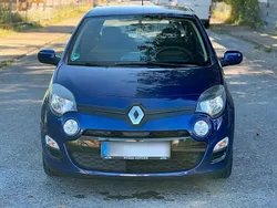 Violet Gebraucht 2013 Renault Twingo Initiale Paris Kleinwagen | 3.999 € (Etwas zu teuer)