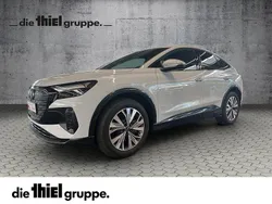 Weiß Gebraucht 2022 Audi Q4 Sportback e-tron Ambiente SUV | 37.790 € (Etwas zu teuer)