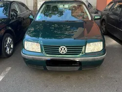 Grün Gebraucht 1999 VW Bora Limousine | 500 € (Superpreis)