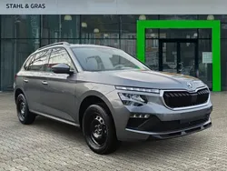 Grau Neu 2024 Skoda Kamiq Essence SUV | 22.990 € (Fairer Preis)