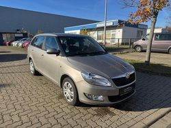 Beige Gebraucht 2014 Skoda Fabia Ambition Kombi | 6.350 € (Fairer Preis)