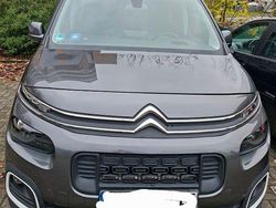 Grau Gebraucht 2018 Citroën Berlingo Shine Van / Kleinbus | 16.300 € (Guter Preis)