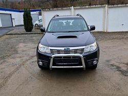 Grau Gebraucht 2010 Subaru Forester SUV | 3.700 € (Superpreis)