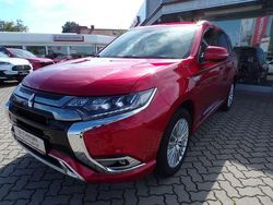 Dynamik rot Gebraucht 2021 Mitsubishi Outlander P-HEV Plus SUV | 24.490 € (Fairer Preis)