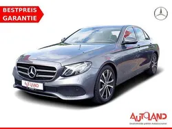 Grau Gebraucht 2020 Mercedes E220 Avantgarde Limousine | 31.890 € (Guter Preis)