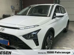 Weiß Gebraucht 2022 Hyundai Bayon Trend SUV | 17.950 € (Fairer Preis)