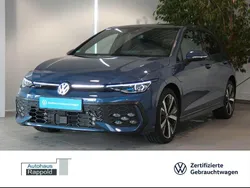 Blau Gebraucht 2024 VW Golf VIII GTE Limousine | 42.890 € (Guter Preis)