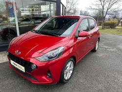Dragon red / met Gebraucht 2022 Hyundai i10 Edition 30 Kleinwagen | 13.000 € (Guter Preis)