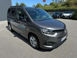 Dark grey Gebraucht 2023 Toyota Proace Verso Team Kombi | 31.301 € (Guter Preis)