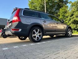 Beige Gebraucht 2009 Volvo XC70 Summum Kombi | 14.980 € (Teuer)