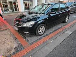 Schwarz Gebraucht 2010 Kia Ceed 2 Kleinwagen | 2.700 € (Superpreis)