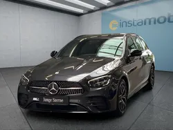 Grau Gebraucht 2023 Mercedes E220 Kombi | 43.599 € (Teuer)
