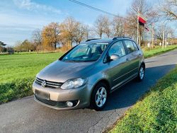 Grau Gebraucht 2011 VW Golf Comfortline Limousine | 5.500 € (Guter Preis)