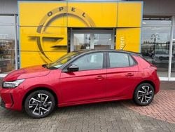 Rot Gebraucht 2024 Opel Corsa Limousine | 16.490 € (Guter Preis)