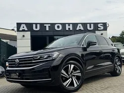 Schwarz Gebraucht 2024 VW Touareg Elegance SUV | 68.999 € (Guter Preis)