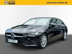 Schwarz Gebraucht 2021 Mercedes CLA180 Shooting Brake Kombi | 23.740 € (Fairer Preis)