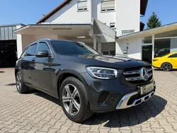 Grau Gebraucht 2021 Mercedes GLC200 Exclusive SUV | 34.990 € (Etwas zu teuer)
